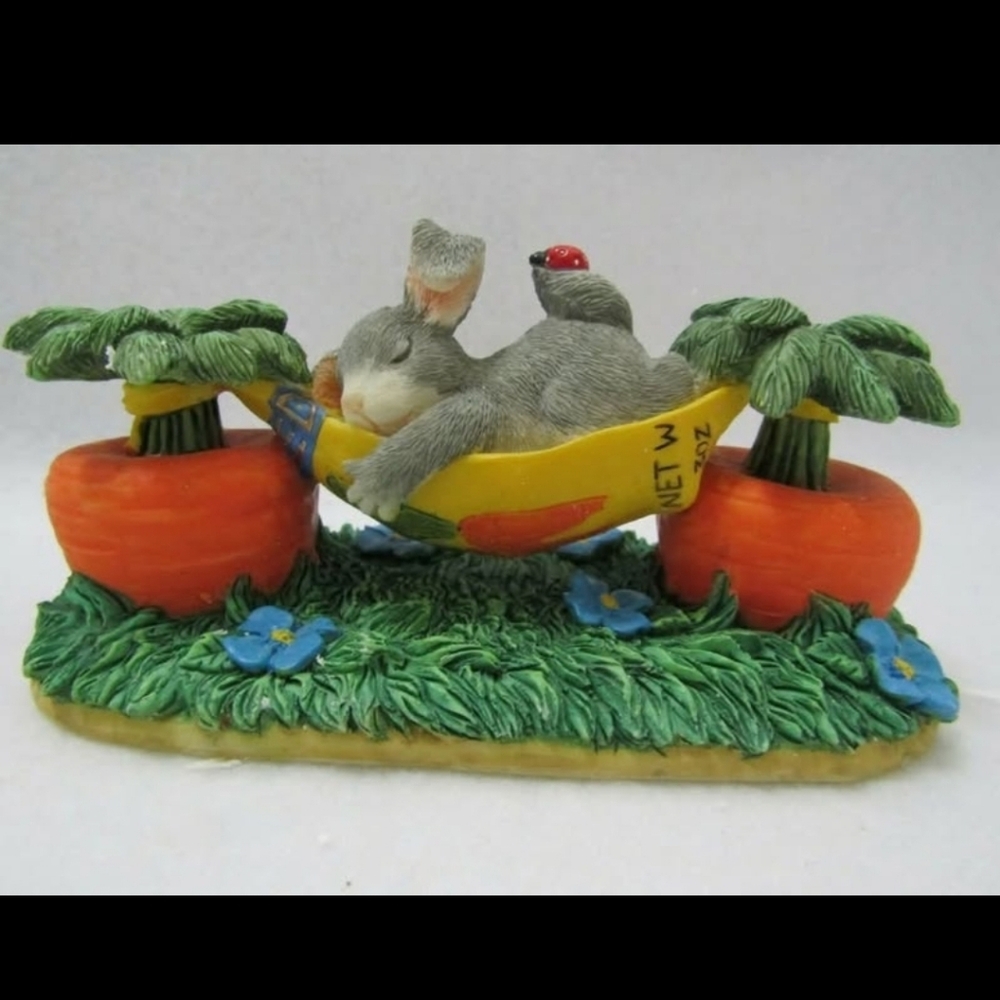 Charming Tails Mid-Day Snooze Fitz & Floyd Figurine #89/617